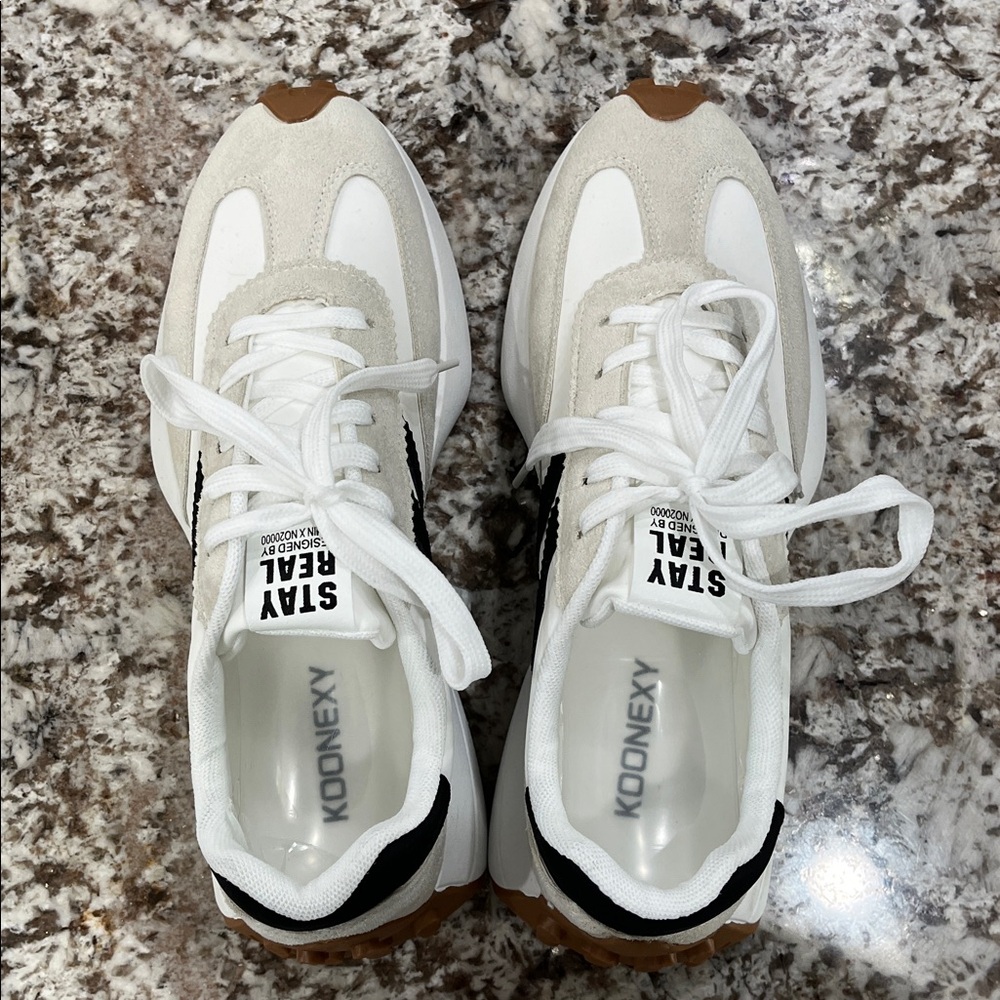 Women's White and Black Sneakers, New Without Tags - Picture 6 of 8